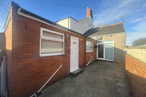 2 bedroom bungalow to rent, Pioneer Terrace, Bedlington, Northumberland, NE22