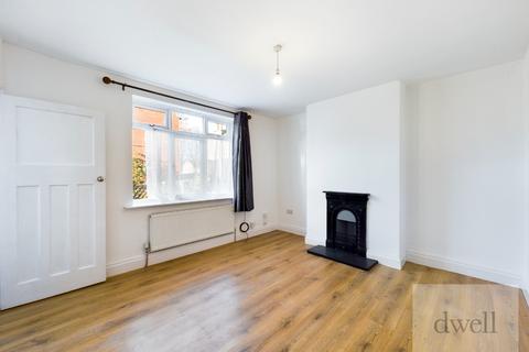 3 bedroom terraced house to rent, Avondale Street, Leeds, LS13