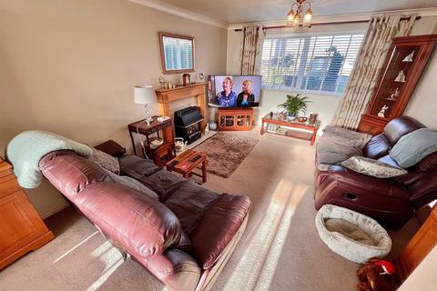 2 bedroom end of terrace house for sale, Midland Close, Great Yarmouth