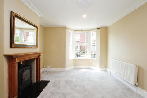 3 bedroom terraced house to rent, Hatherley Road, Bristol BS7