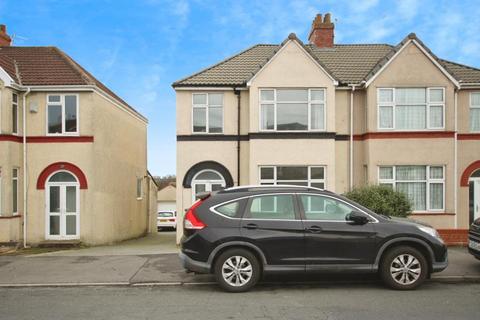 4 bedroom terraced house to rent, Filton Avenue, Bristol BS7