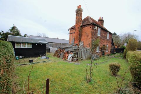 2 bedroom cottage for sale, Dixons Hill Close, Welham Green