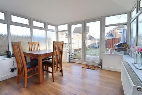 3 bedroom semi-detached house for sale, Deerleap Way, Braintree