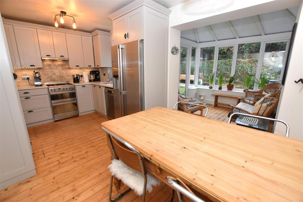 Dining Kitchen into Garden Room.JPG