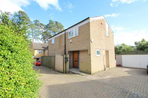 4 bedroom detached house for sale, Heathermount, Bracknell RG12