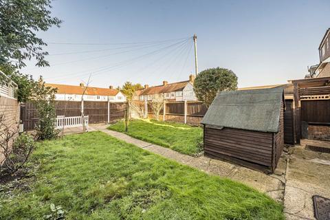 3 bedroom end of terrace house for sale, Priory Road, Hounslow TW3