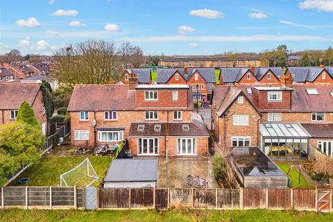 4 bedroom semi-detached house for sale, Clarendon Crescent, Sale