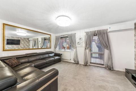 4 bedroom terraced house for sale, Howell Walk, London, SE1