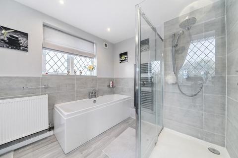 107 Woolwich Road, London, SE2 0DY