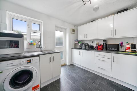 2 bedroom terraced house for sale, Northborough Road, London, SW16