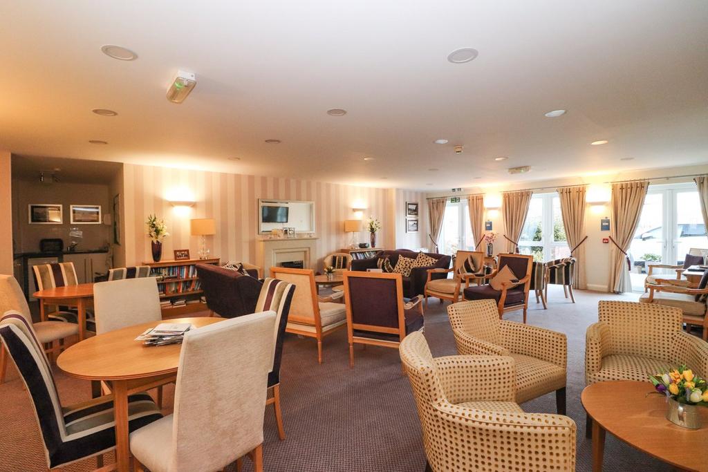 Communal Lounge