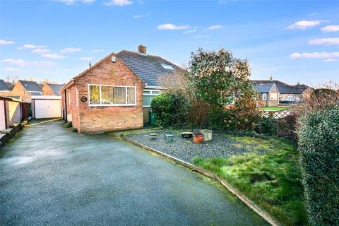 2 bedroom bungalow for sale, The Fairway, Stanningley, Pudsey, West Yorkshire