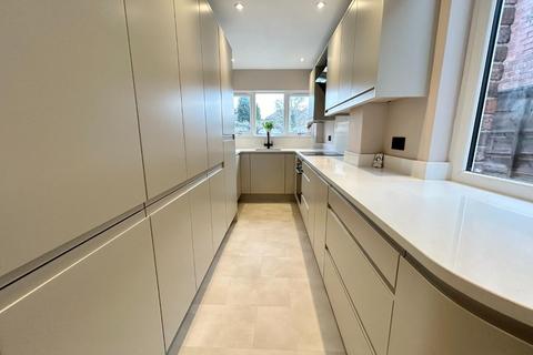 73 Alan Road, Manchester, M20 4SE