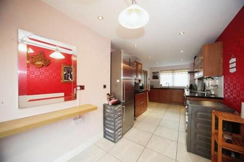 2 bedroom end of terrace house for sale, Tilgate, Luton, Bedfordshire, LU2 8RR