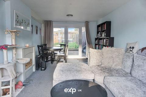 22 Burnlea Grove, Birmingham, B31 3LT