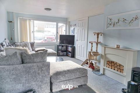 22 Burnlea Grove, Birmingham, B31 3LT