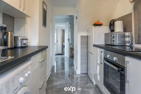 22 Burnlea Grove, Birmingham, B31 3LT