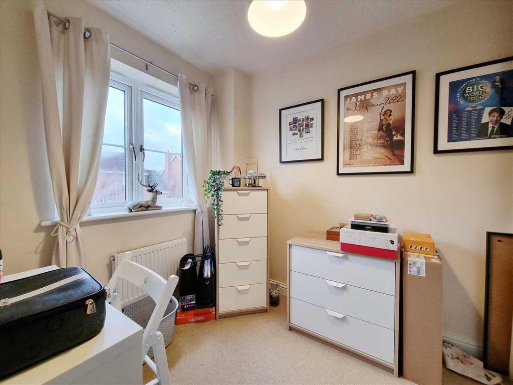 Bedroom 3: