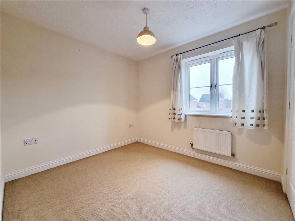 Bedroom 2: