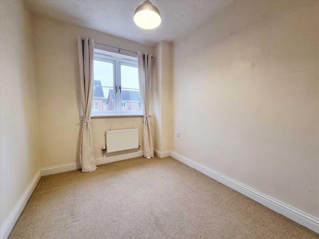 Bedroom 3: