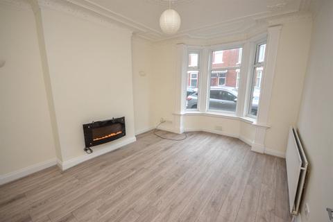 1 bedroom flat for sale, Coleridge Avenue, South Shields