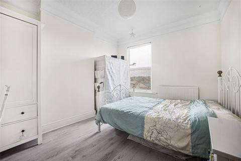 18 Leckhampton Road, Cheltenham, GL53 0AY