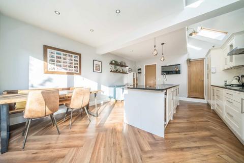 3 bedroom end of terrace house for sale, Arlington Road, Surbiton KT6