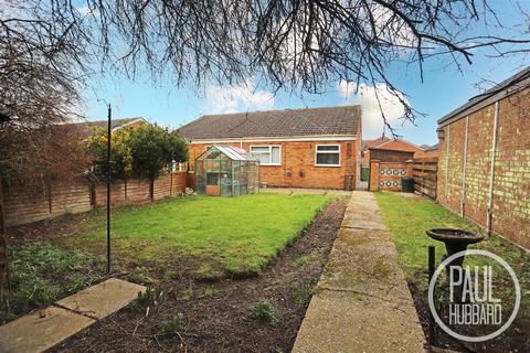 2 bedroom semi-detached bungalow for sale, Hopton Gardens, Hopton, NR31