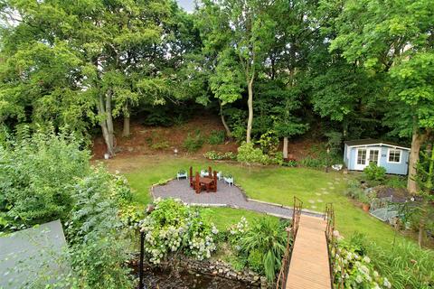 undefined, Fleet Street, Scissett, Huddersfield HD8 9JJ