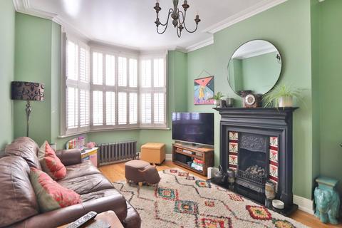 4 bedroom terraced house to rent, Blagdon Road, New Malden