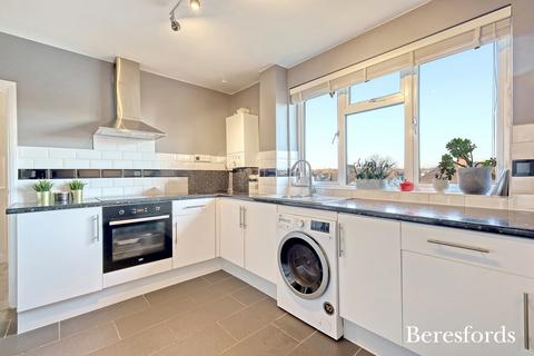 2 bedroom apartment for sale, Westbury Terrace, Upminster, RM14