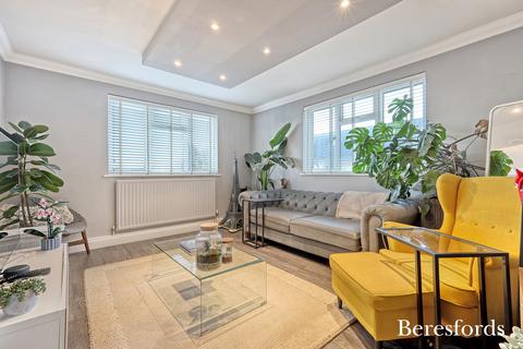 2 bedroom apartment for sale, Westbury Terrace, Upminster, RM14