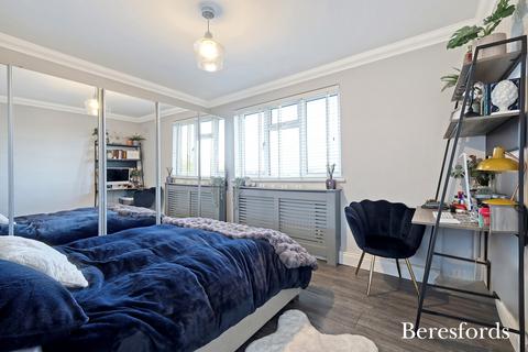 18, Judith Ann Court Westbury Terrace, Upminster, RM14 3ND