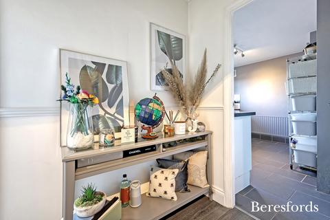18, Judith Ann Court Westbury Terrace, Upminster, RM14 3ND