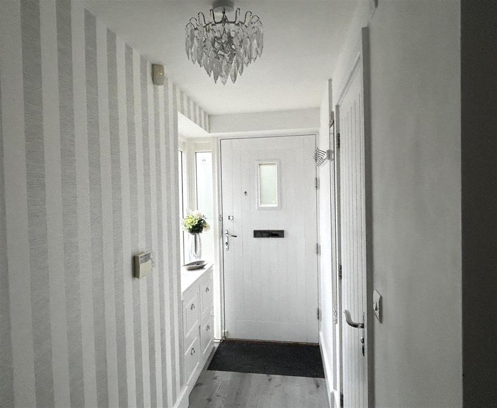 Hallway.jpeg