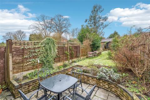 3 bedroom terraced house for sale, Bellingdon Road, Chesham, Buckinghamshire, HP5