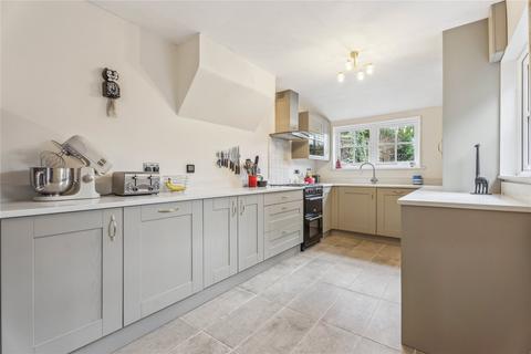 3 bedroom terraced house for sale, Bellingdon Road, Chesham, Buckinghamshire, HP5