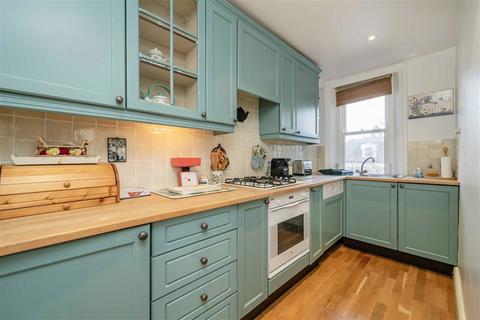 2 bedroom flat for sale, Redcliffe Gardens, London SW10