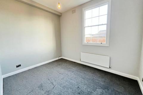 24 Bellingham Close, Thirsk, YO7 1FX