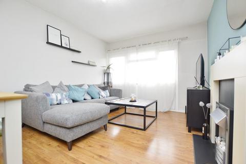 2 bedroom flat for sale, Holland Road, West Ham, London, E15 3BP