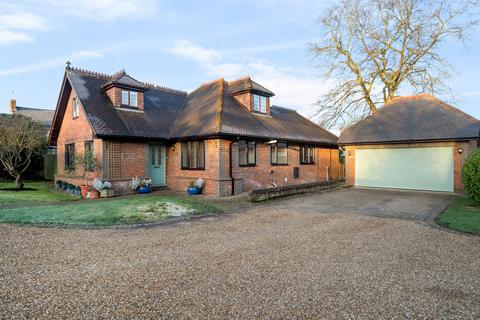 5 bedroom detached house for sale, Easthampstead Road, Wokingham RG40