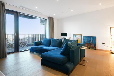 2 bedroom apartment for sale, Viaduct Gardens, London, Nine Elms SW11 7AY