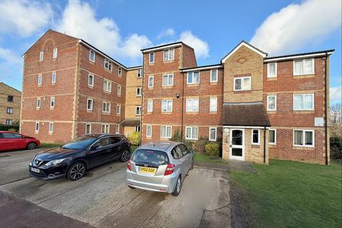 Studio for sale, Pioneer Way, Watford, WD18