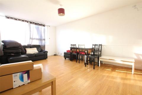 3 bedroom duplex to rent, Rutley Close, Kennington, SE17