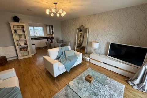 2 bedroom flat for sale, Greensand View, Woburn Sands, Milton Keynes, Buckinghamshire, MK17 8GR