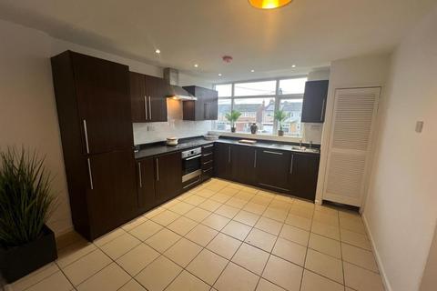 3 bedroom duplex for sale, Branstree Drive, Coventry