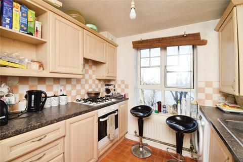 2 bedroom apartment for sale, Greenhaven Drive, London, SE28