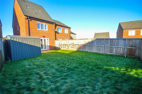 3 bedroom semi-detached house for sale, Winder Avenue, Halfway, Sheffield, S20