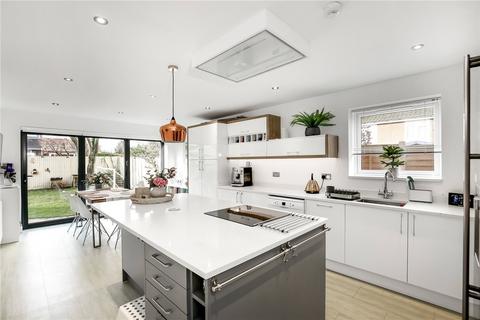 31 Bramshaw Close, Winchester, SO22 6LT