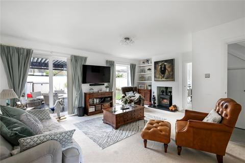 31 Bramshaw Close, Winchester, SO22 6LT